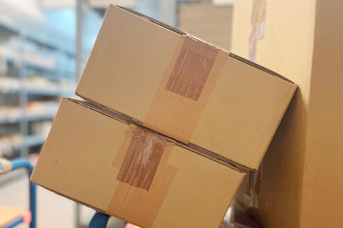 KREUL Spenden Pakete Flüchtlinge