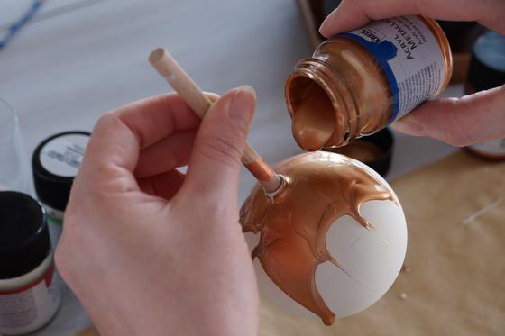 KREUL Acryl Metallicfarbe fließen lassen