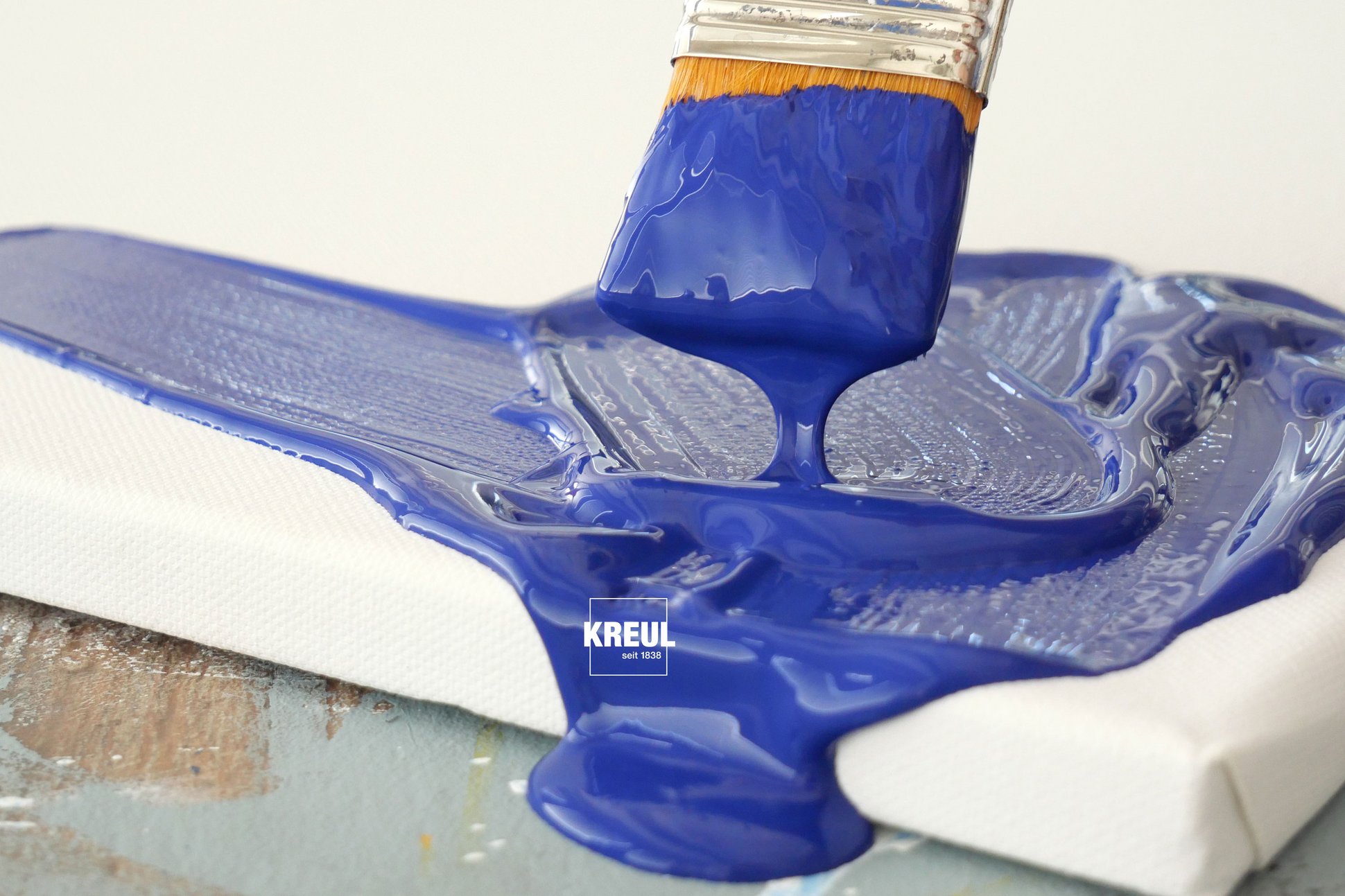 Ultramarinblau als Mischfarbe bei Acrylfarben Möglichkeiten
