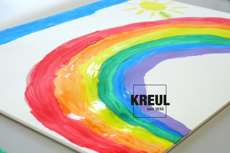 Regenbogen gemalt mit MUCKI Bastelfarbe