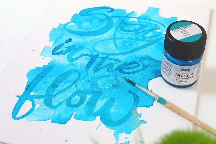 Lettering Watercolor Style Aquarell wasserfest Türkis KREUL Seidenmalfarbe Malen mit KREUL Seidenmalfarbe in Türkis wie mit Aquarellfarbe