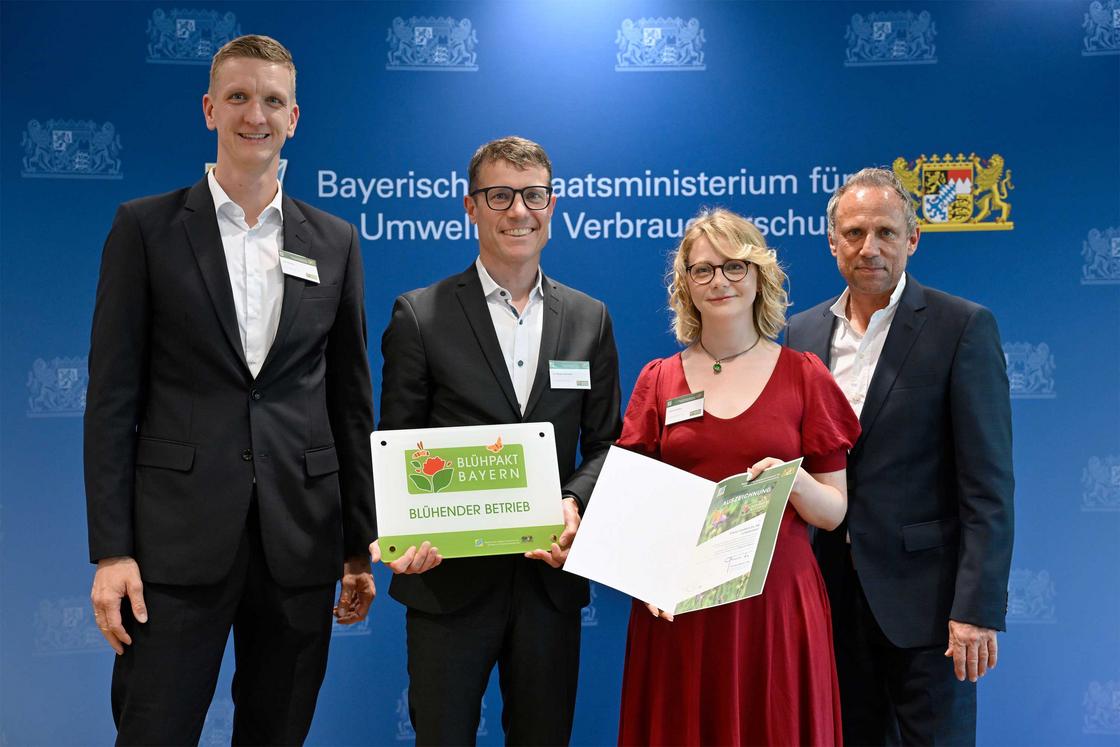 Auszeichnung KREUL zum Blühenden Betrieb